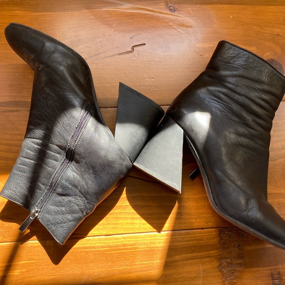 L’INTERVALLE LEATHER BOOTS - Picture 4 of 5